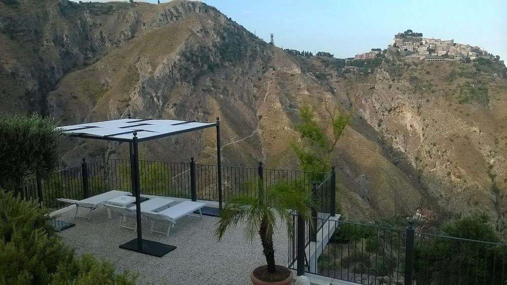 בית הארחה טאורמינה 	Casale Di Caterina מראה חיצוני תמונה
